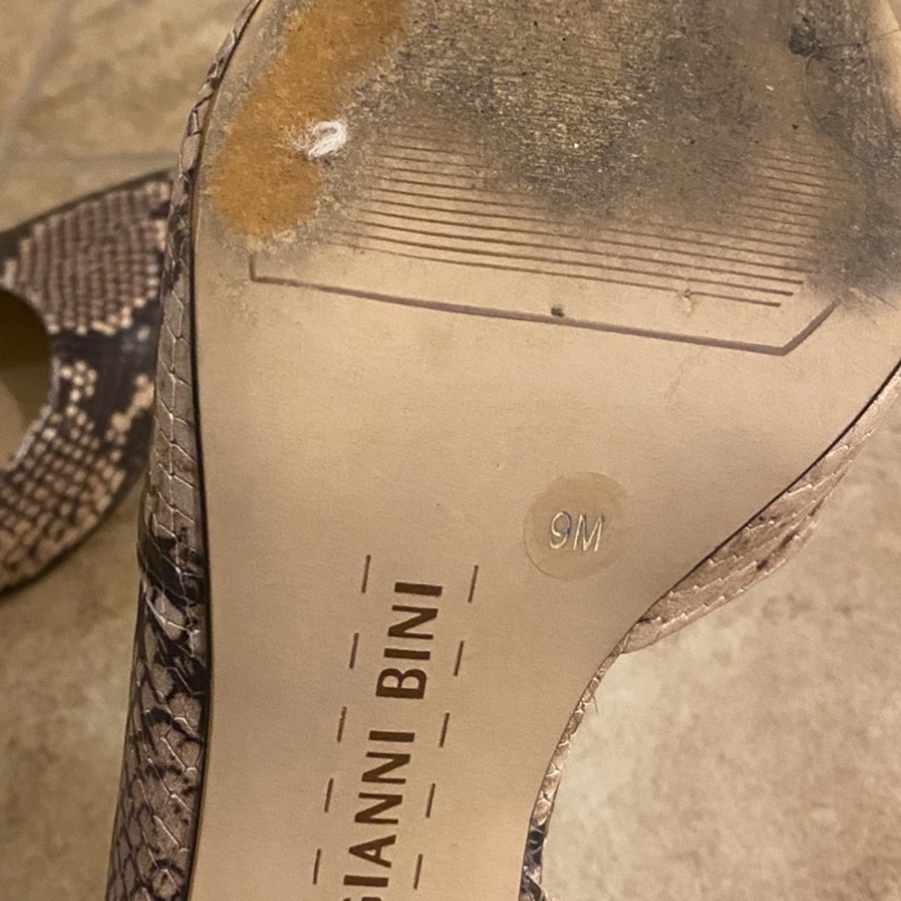 Gianni Bini Brown Heeled Shoes